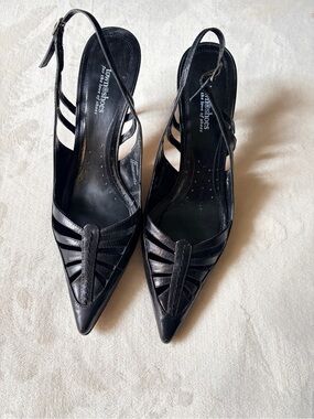 Women’s Black Slingback Pointed-Toe Heels